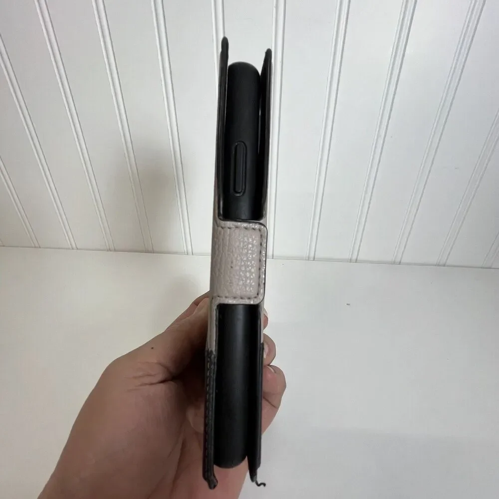 Kate Spade iPhone XR leather magnetic wrap protective phone case excellent Cond.